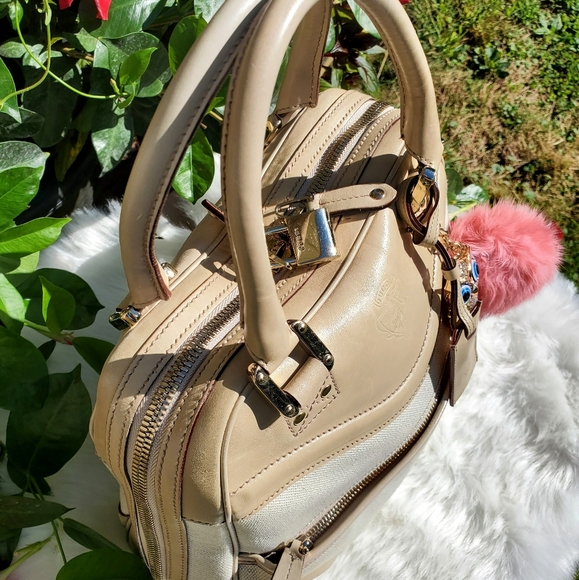 GUCCI AUTHENTIC CREAM SATCHEL padlock & key - Picture 9 of 13